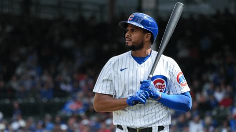 Cubs place Jeimer Candelario on IL, recall outfield prospect | Chicago Cubs News