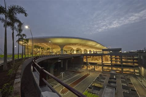 Mumbai Airport Guide: Terminal Info, Passenger Services & More