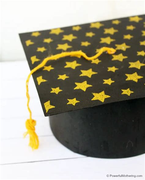 Easy to Make Preschool Graduation Cap