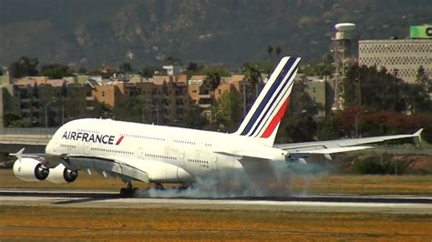 A380 landing at LAX! - YouTube