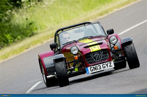 AUSmotive.com » Caterham Seven 620R revealed