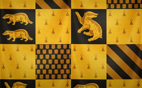 hufflepuff flag Harry Potter Pc, Harry Potter Gryffindor, Slytherin ...