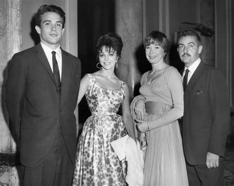 Warren Beatty And Shirley Maclaine