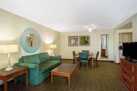 La Quinta Inn by Wyndham Killeen - Fort Hood | Killeen, TX Hotels