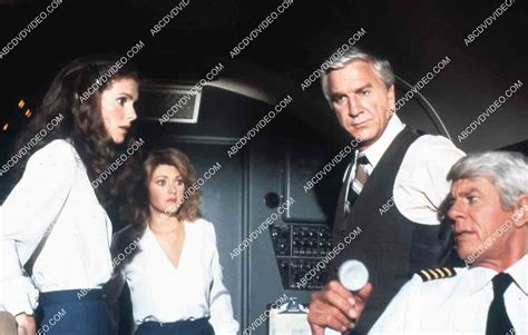 Julie Hagerty Lorna Patterson Leslie Nielsen Peter Graves film Airplan ...