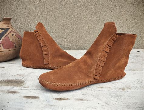 Minnetonka Moccasins Women's Size 8 Brown Suede Soft Sole Moccasin ...