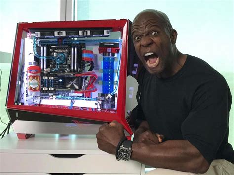 PsBattle: Terry Crews with the PC he built | Rebrn.com