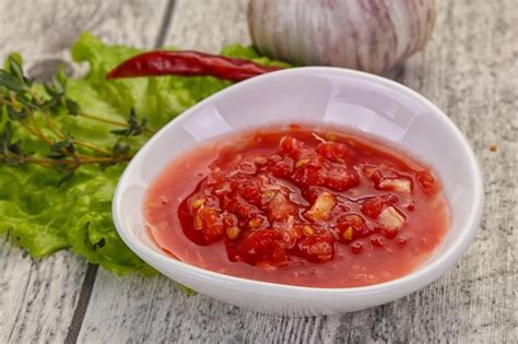 Premium Photo | Spicy tomato and garlic sauce