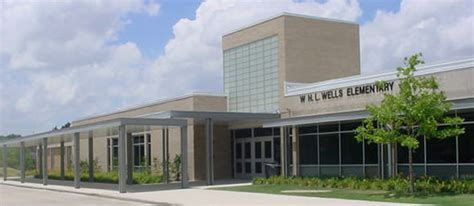 Schools & Facilities / Wells Elementary School Landing Page