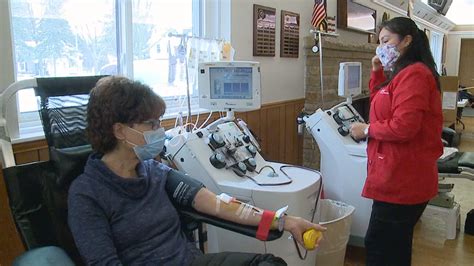 Mobile site looks to combat decline in blood platelet donations | FOX6 Milwaukee