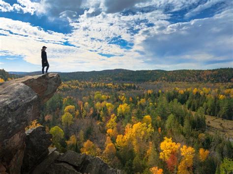 Ultimate Guide to Visiting and Hiking the Eagles Nest Lookout