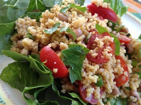Olivia Cleans Green: #MeatlessMonday: Tomato, Basil, and Millet Salad