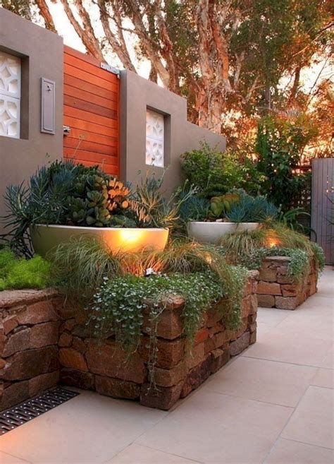 Cool 30 Beautiful Desert Garden Design Ideas For Your Backyard https://freshouz.com/30-beautiful ...