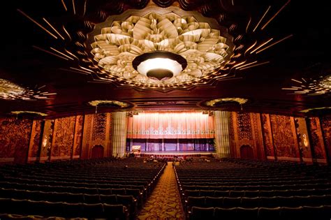 Paramount Theater, Oakland, California by pfeyh ...