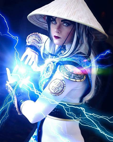 Pin by SnarkSharks on Cosplay | Cosplay anime, Mortal kombat cosplay ...