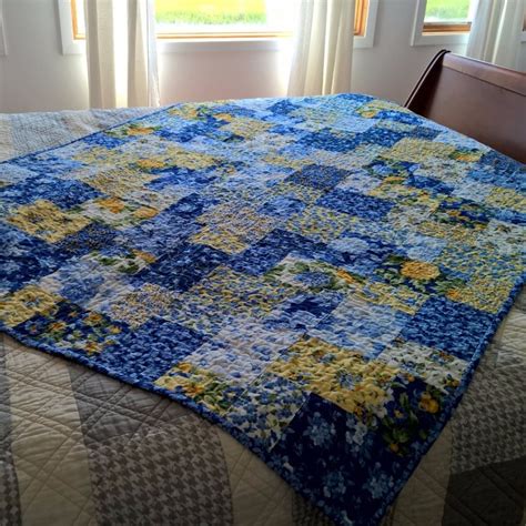 Blue and Yellow Layer Cake Quilt | Quiltsby.me