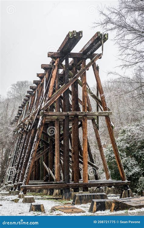 Athens Georgia USA Historic Abandoned Train Trestle Stock Image - Image of rustic, location ...