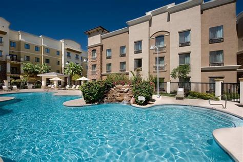 HOLIDAY INN EXPRESS HOTEL & SUITES PHOENIX-GLENDALE $167 ($̶1̶7̶7̶) - Updated 2018 Prices ...