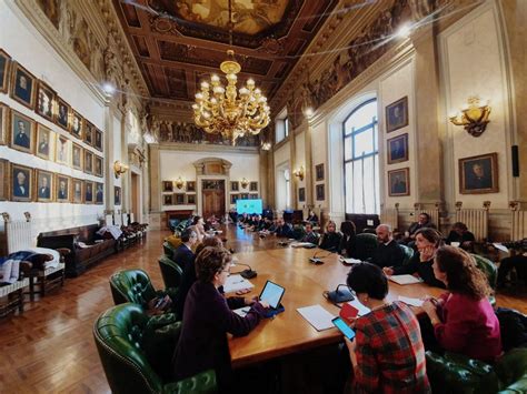 Miur, incontro con i sindacati. Prima priorità i concorsi per la scuola