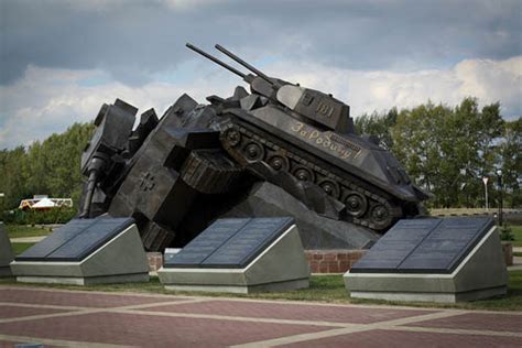 Victory Memorial Tank Battle Prokhorovka - Prokhorovka - TracesOfWar.com