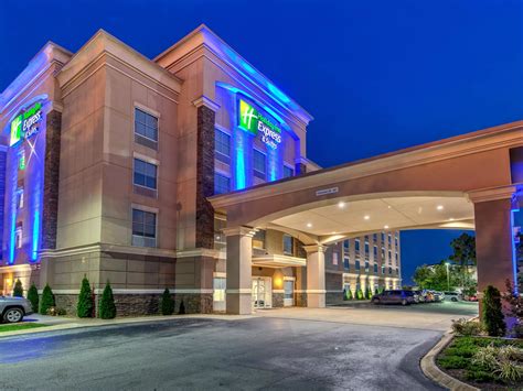 Holiday Inn Express & Suites Cookeville Hotel in Cookeville by IHG