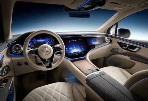 Mercedes-Benz zeigt Interieur des EQS SUV