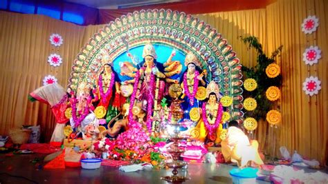 11 Best Durga Puja Pandals in Delhi-NCR - Things to do During Durga Puja