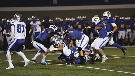 Waukesha West at Mukwonago Boys' Football | Slideshows | gmtoday.com