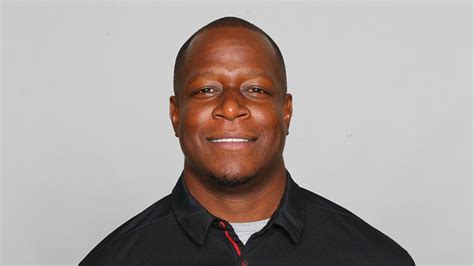 Raheem Morris To Be Hired As First Black Head Coach In Atlanta Falcons ...