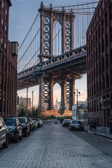 Manhattan bridge view from street | Manhattan bridge, Ney york city ...