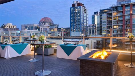 Hotel Indigo San Diego Gaslamp Quarter from $125. San Diego Hotel Deals & Reviews - KAYAK