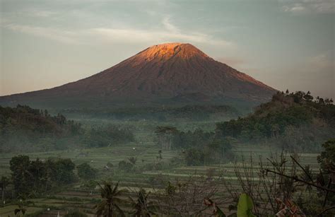 Mount Agung Sunrise Trekking & Tour Package Information