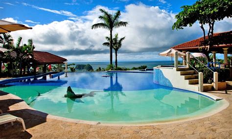 Hotel Parador Resort And Spa in - Manuel Antonio, CR | Groupon Getaways