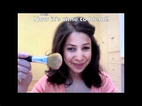 Bare Minerals Tutorial - The Daily Connoisseur