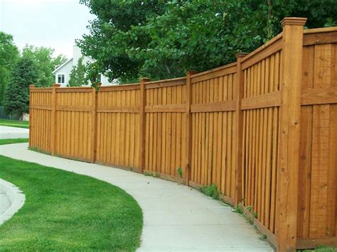 Wood fence provide by Encinitas Fence company in USA. Contact us at 760-283-2012. We have great ...