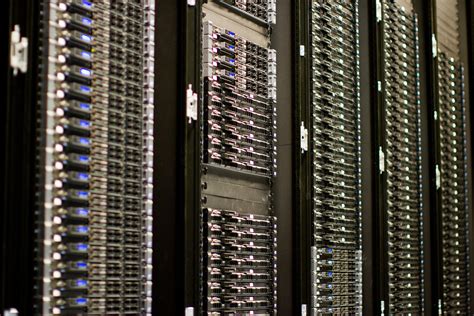 Server (computing) - Wikipedia