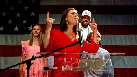 Katie Britt makes history in Alabama U.S. Senate | WDHN - wdhn.com