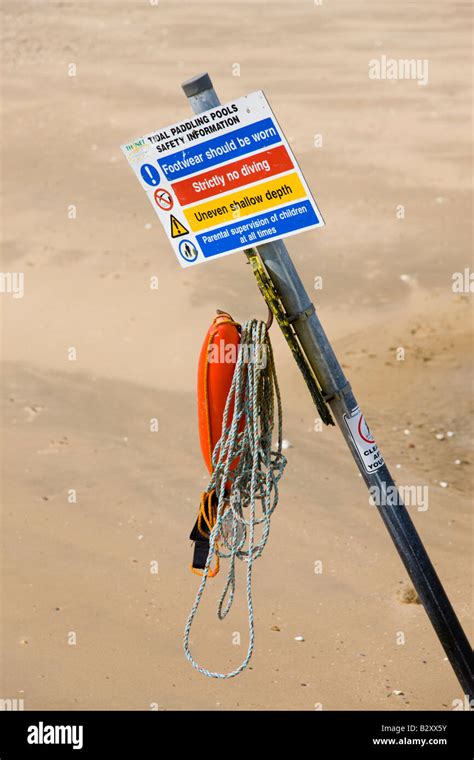 Lifeguard safety and beach rescue equipment Stock Photo - Alamy