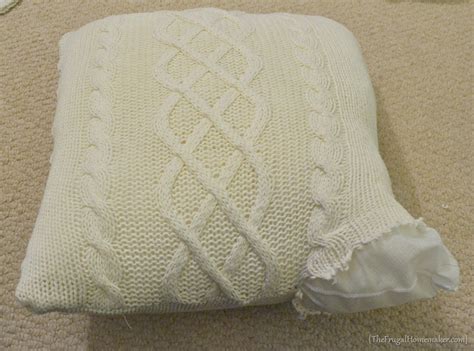DIY Upcycled Sweater pillow tutorial {Day 19 of 31 days of Pinterest: Pinned to Done}