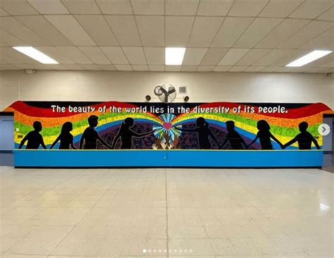 Wall Mural Ideas For Schools : Sar Wall Decors Play School Wall ...