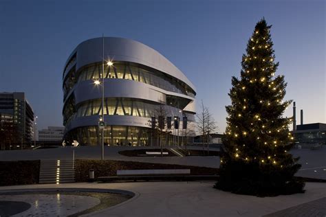 Mercedes-Benz Museum Offers a One of a Kind Look at Automotive History ...