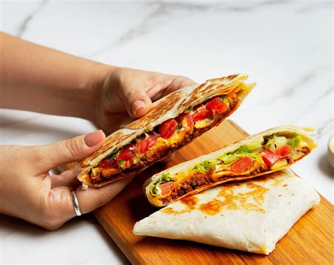 Learn more about Homestyle Taco Bell Crunchwrap Supreme from SideChef ...