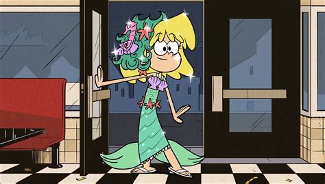 Image - S1E20B Lori arrives in her mermaid outfit.png | The Loud House ...