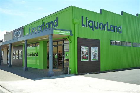 Liquorland - nationwide re-image | Total Colour Awards