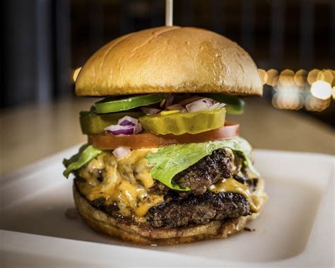 The 11 Best Burgers in New York City - Bloomberg