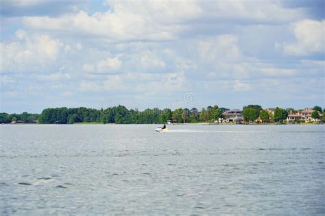 The Landscape of Lake Thonotosassa Stock Image - Image of summer, city: 252767177