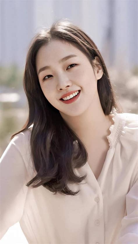 Nàng thơ Kim Go Eun và những vai diễn để đời
