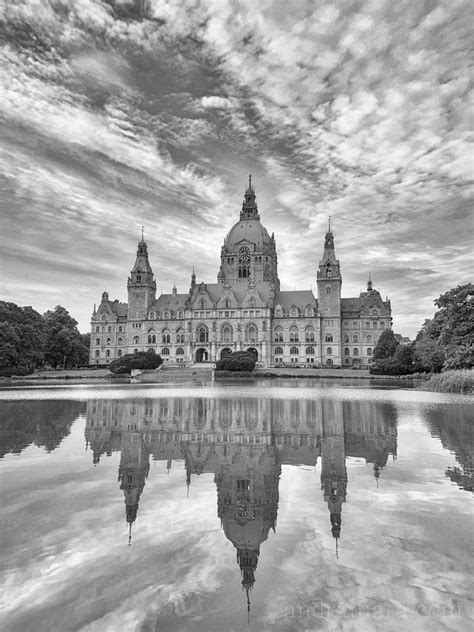 Hannover former City Hall reflects into the lake - andramara.com