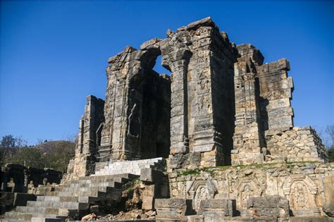 MARTAND SUN TEMPLE GUIDE - THE LOST HINDU TEMPLE OF KASHMIR - A Soul Window