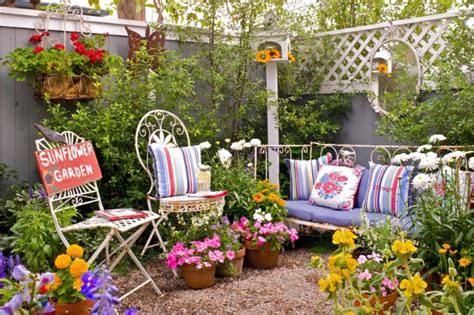 Vintage Garden Decor Ideas That You Need To Try